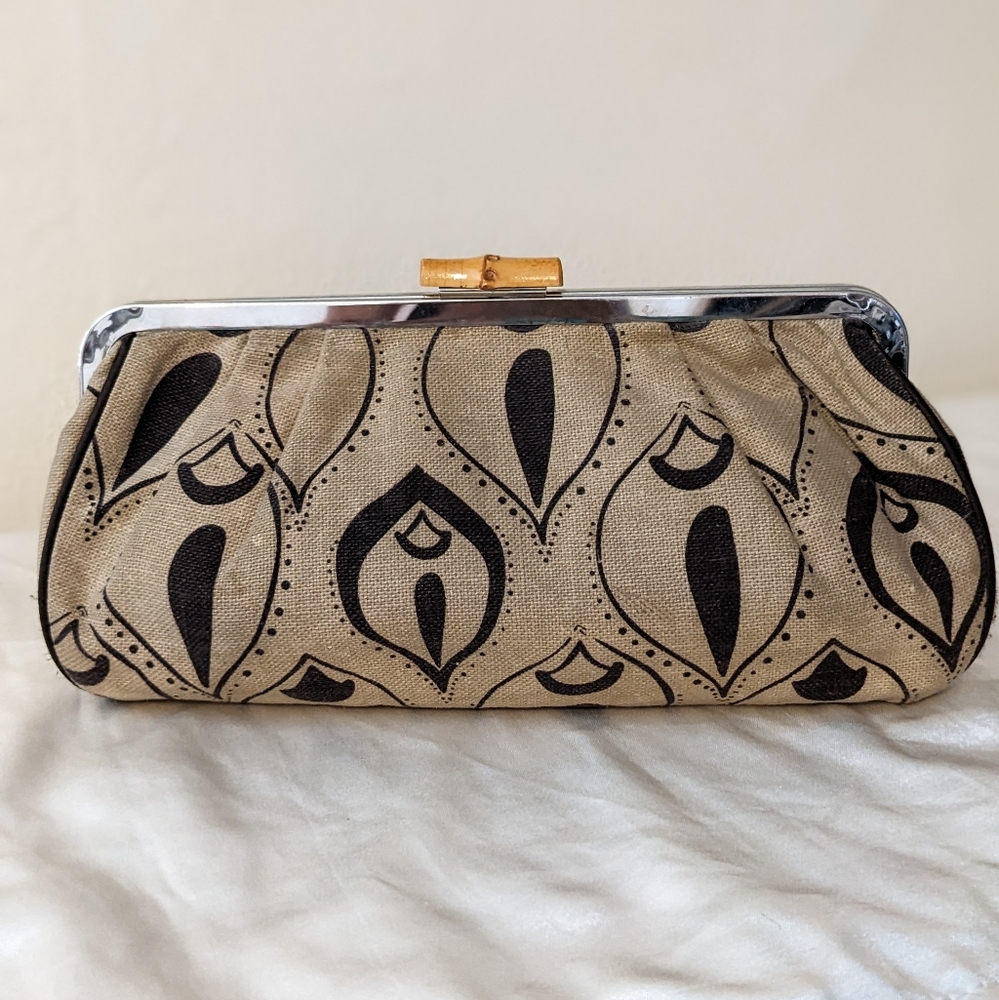 Old Navy Linen & Cotton Clutch